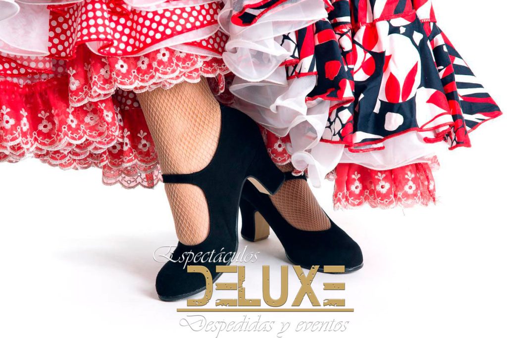 Taller de sevillanas para despedidas de soltera en Sevilla